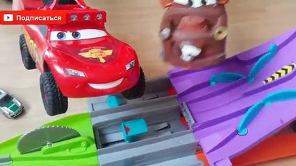 Y carretillas makvin relámpago dibujos magistrales sobre los coches toda la serie en una fila 2