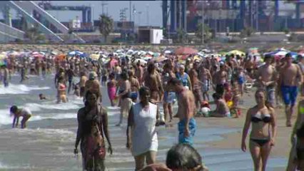 Download Video: Los turistas extranjeros se gastaron en julio 11.902 millones, un 16,3 % más