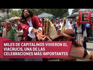 Recrean en Iztapalapa la crucifixión de Jesucristo