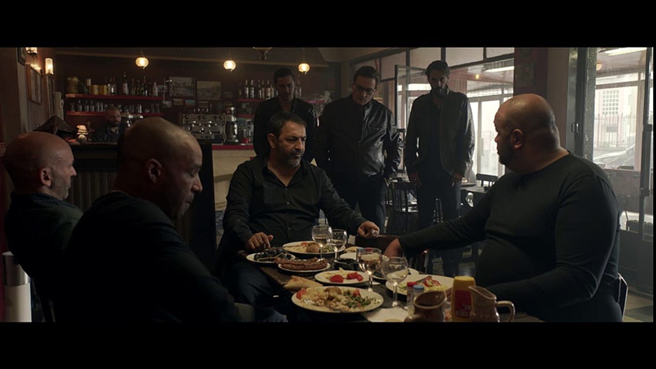 Carbone Teaser VF