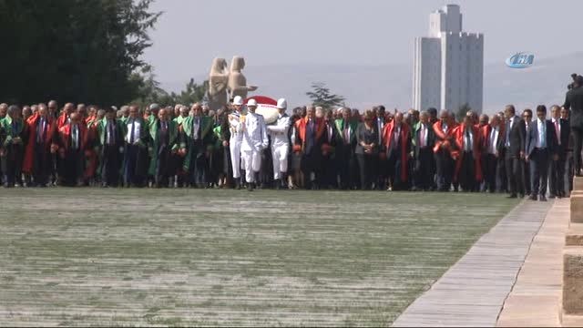 Yargıtay Üyeleri Anıtkabir'i Ziyaret Etti