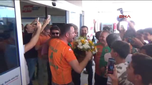 Aytemiz Alanyaspor, Junior Fernandes'i Kadrosuna Kattı