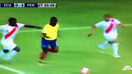 Penal a Enner ante Perú en Quito