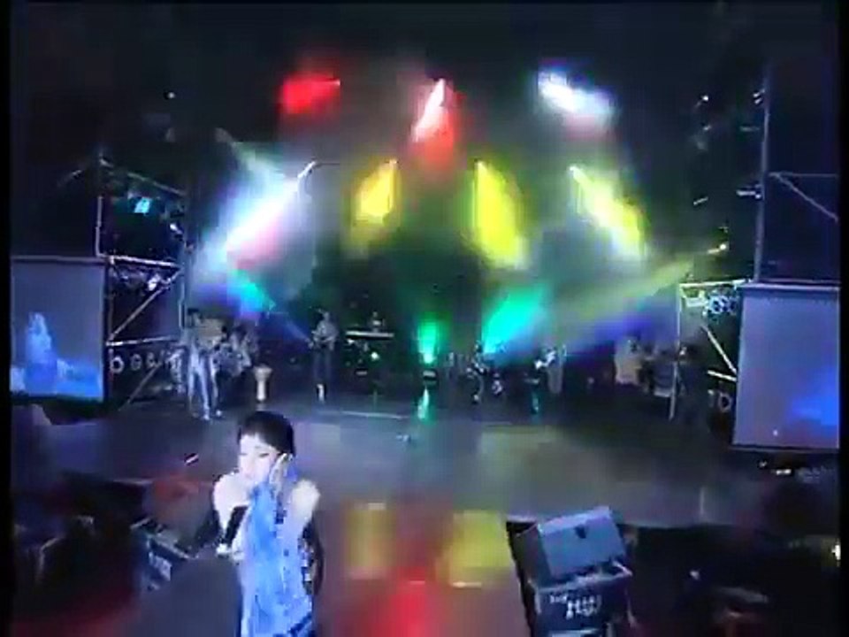 Uzbekistani female singer sings Bollywood 80s songs and creates magic  Amazing singer