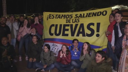 Cientos de feligreses cuentan las horas para compartir con el papa Francisco en Colombia