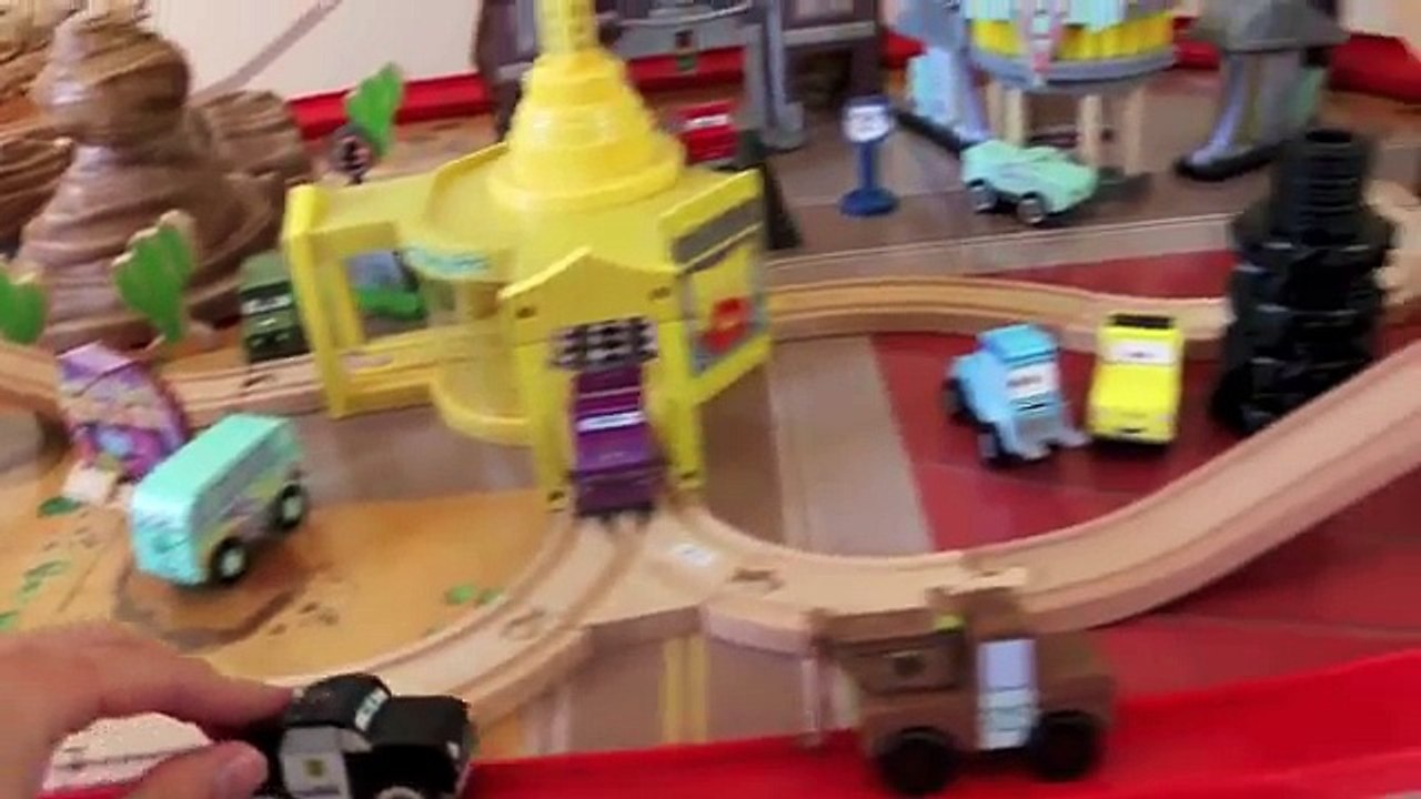 Radiator Springs Race Track Set & Train Play Table | Wooden Disney Toy Cars Lucas World