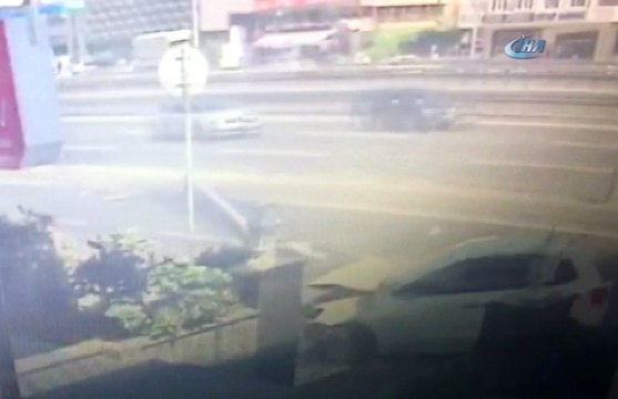 Faciadan Dönülen Kaza Kamerada