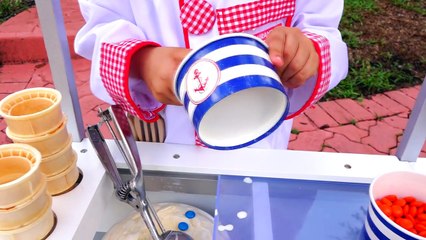 GIANT ICE CREAM & COLORED CANDY CHALLENGE Family Fun Kids Pretend Play Food