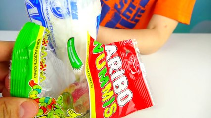 5 ЛАЙФХАКОВ ДЛЯ ЖИЗНИ / КАК ОТКРЫТЬ КОЛУ ОГУРЦОМ / SlivkiShow в Детстве