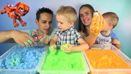 Дети Против Снега! ГРЯЗНЫЙ ЧЕЛЛЕНДЖ Голубой - Зеленый - Оранжевый СНЕГ 4К. Ищем игрушки ПОКЕМОНЫ