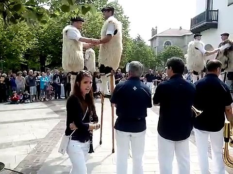 OS PASTORES DE PERNA DE PAU DE LANDES - Como dançavam com pernas de pau