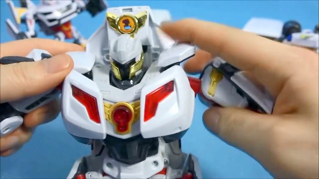 헬로카봇 또봇 6대 스타렉스 댄디 또봇 X 에볼루션 Y 쉴드온 카봇 에이스 6 Hello CarBot TOBOT transformers car toys