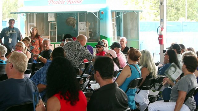 Danny McCorkle sings 'Walk A Mile In My Shoes' Elvis Week 2017