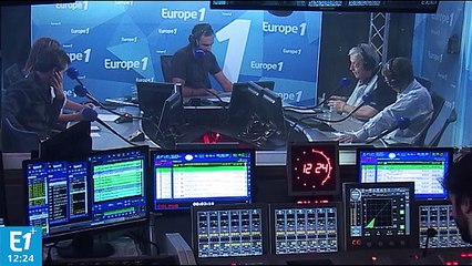 "A chaque fois qu'on enlève une cabine téléphonique, c'est le passé d'un quartier qui brûle"