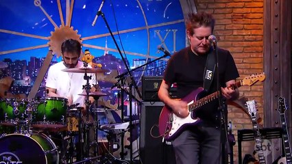 Ultraje toca Mary Had A Little Lamb