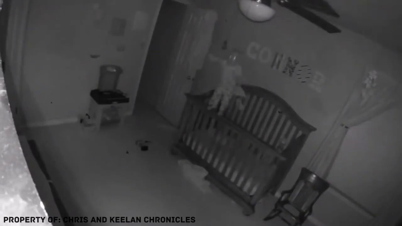 Ne regardez pas ces vidéos avant d'aller vous  coucher... 5 vidéos terrifiantes et mysterieuses