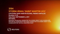 Imagens mostram chegada do Furacão no Caribe
