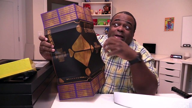 TRYING Destiny 2 COLLECTOR'S EDITION & Destiny Themed Xbox One Controllers!