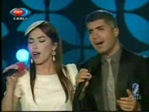 Burcu Güneş & Özcan Deniz - Tuna Nehri