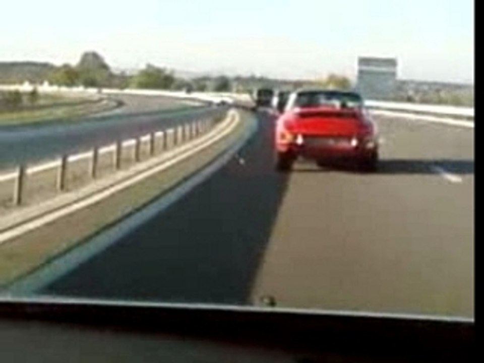 porsche 911 2.4