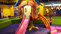 Balle des balles pour amusement amusement enfants placer jouer Cour de récréation chambre avec Centre playro