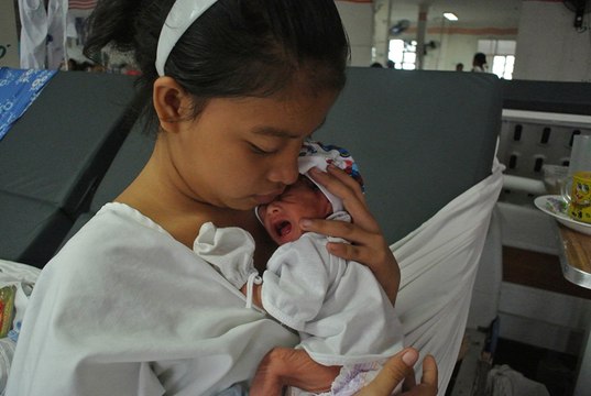 Motherland Trailer #2 (2017)