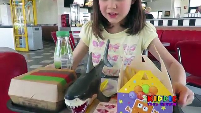 Feeding Pet Shark McDonalds Chicken Nuggets, Feeding Pet Shark McDonalds Happy Meal Comp