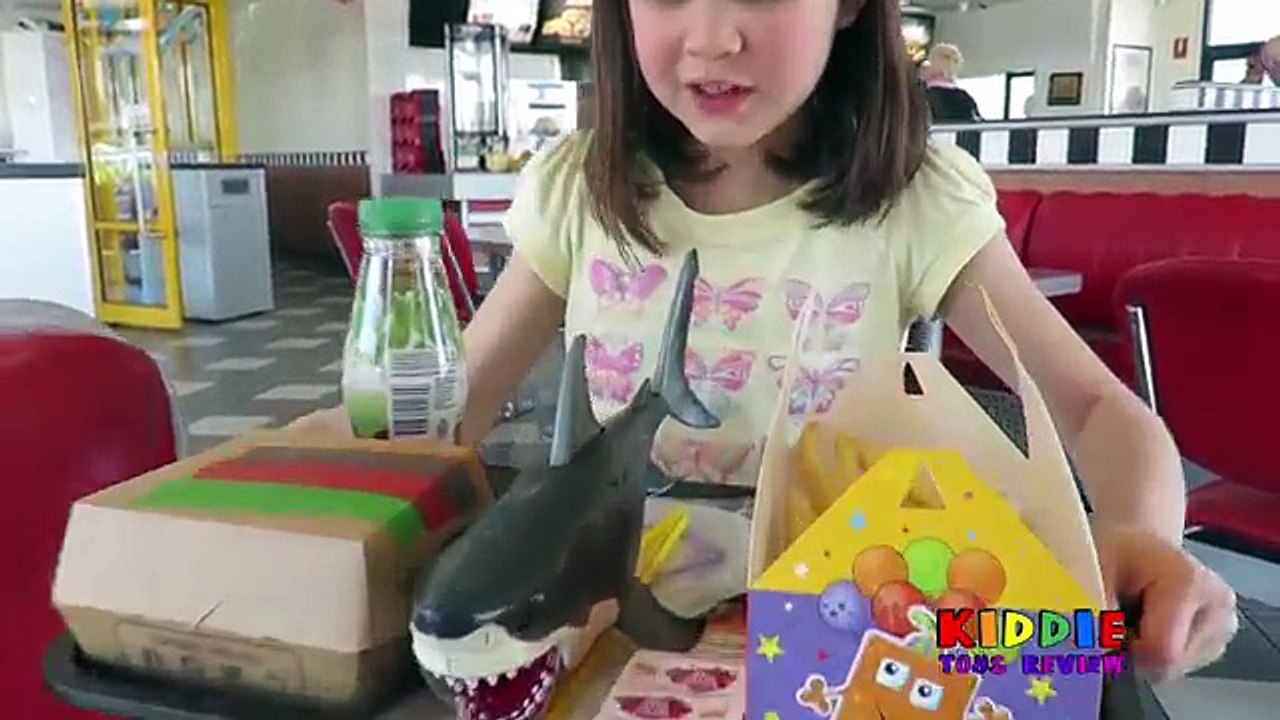 Feeding Pet Shark McDonalds Chicken Nuggets, Feeding Pet Shark McDonalds Happy Meal Comp