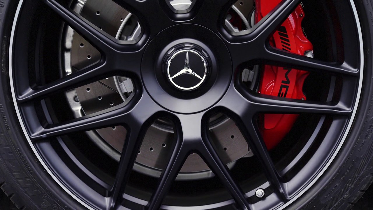 The new Mercedes-AMG S 63 4MATIC+ Coupe Exterior Design