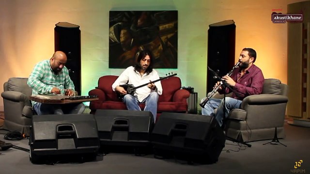 Taksim Trio - Seni Kimler Aldı (Sezen Aksu Cover) (Akustikhane)