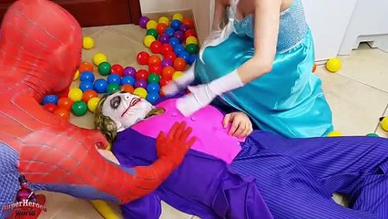 Y mala bolas color congelado bromista mago jugando Reina hombre araña vampiro Elsa vs superher