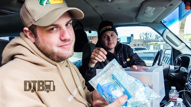 Runaway Kids - BUS INVADERS Ep. 1189