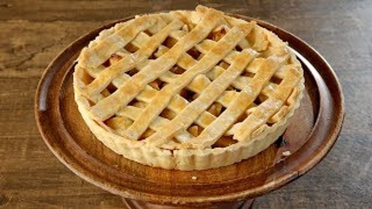Apple Pie | Eggless Apple Pie | Best Homemade P...
