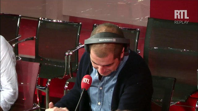 Le surf de l'info : la nouvelle vie de François Hollande