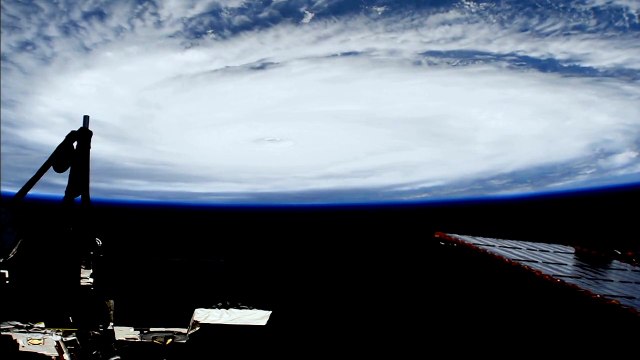 L'ouragan IRMA survolé par la Station Spatiale Internationale