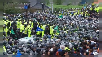 كوريا الجنوبية: مواجهات بين الشرطة والاهالي الرافضين لنشر نظام ثاد على ارضهم