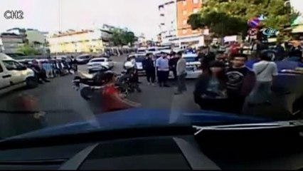 Maltepe'de Polisin Minibüsçüye Attığı Kafa Kamerada