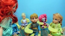 Et salle de bains bête beauté beauté garçon brute filles dans partie le le le le la les tout-petits anna elsa 3 bullie