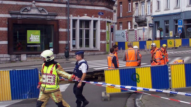 Saint-Josse : Une partie de la chaussée de Louvain s'est effondrée (2)