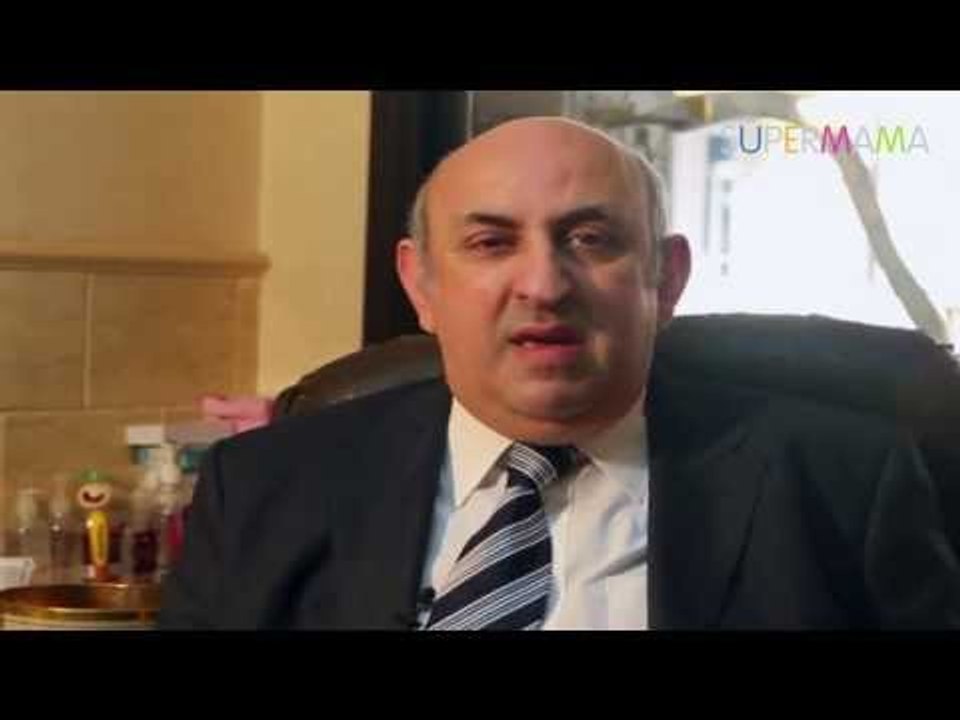 عيادة سوبرماما: أسباب وعلاج القشط والتقيؤ المستمر عند حديثي الولادة