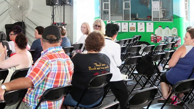 Nathan Pittorf sings 'All Shook Up' Elvis Week 2017