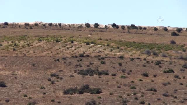 Terör Örgütü Pyd'nin Sınıra Astığı Bayraklar