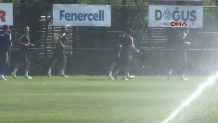 Fenerbahçe, Medipol Başakşehir Maçına Hazırlanıyor