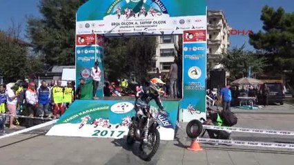 Düzce'de 'Yakın Karadeniz Baja Rallisi' Start Aldı