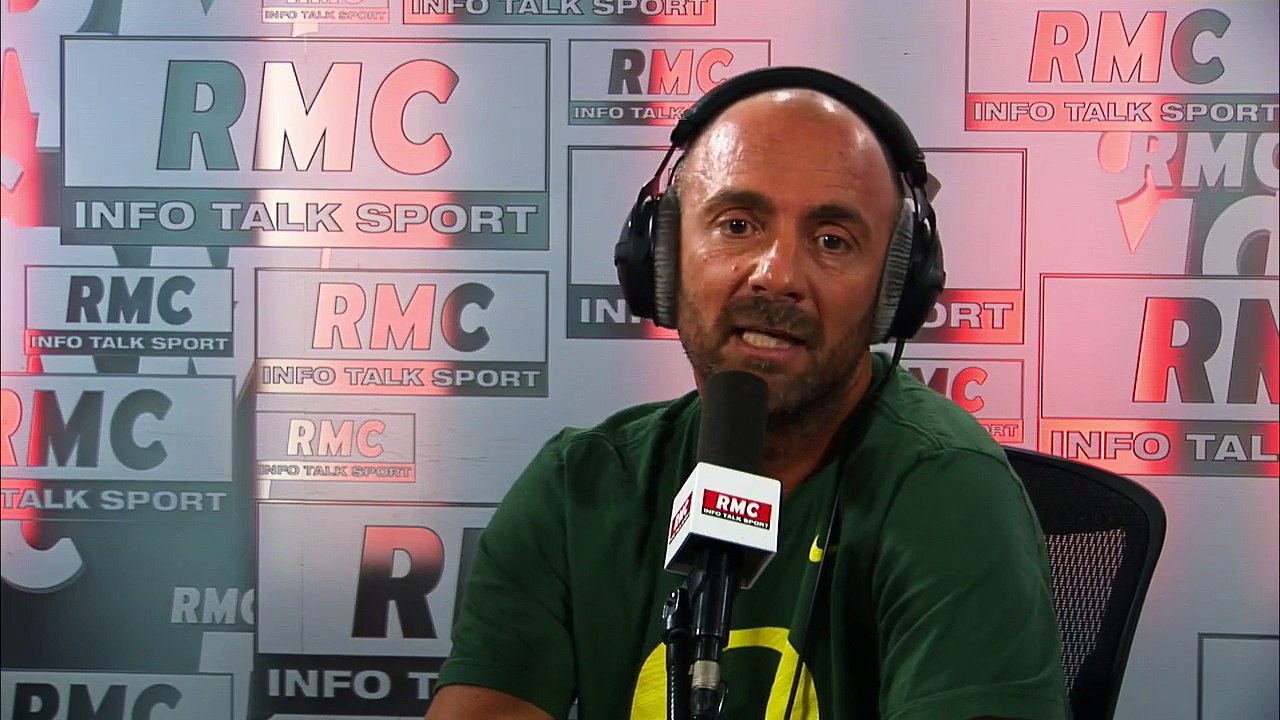 Duga à J-P. Rivère : "Vous n'avez pas envie de le secouer et de lui mettre des claques à Balotelli par moment ?"