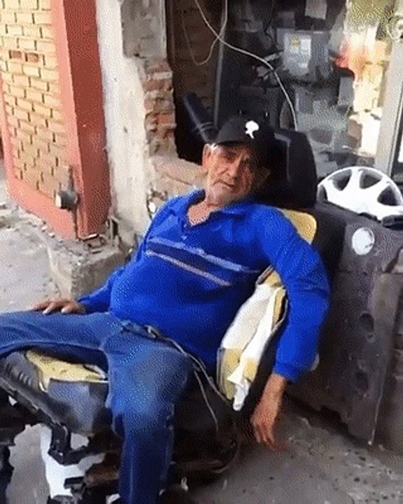 Ofiste eşek şakası yapıldığında hissedilen duygu...