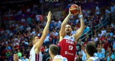 Avrupa Basketbol Şampiyonası'nda 12 Dev Adam, Letonya'ya 89-79 Yenildi