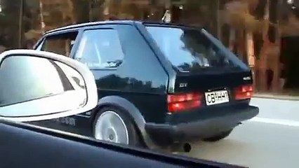 Audi R8 vs Golf 1 VR6 Turbo