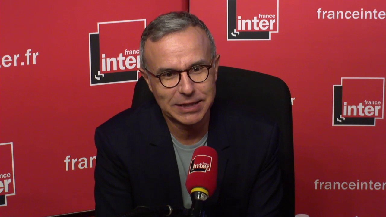Philippe Besson sur Emmanuel Macron : "Il est agacé par le fait que la présidence de la République soit devenue anecdotique."