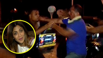 Shilpa Shetty's Bodyguard BRUTAL FIGHT With Media Outside Bastian Restaurant